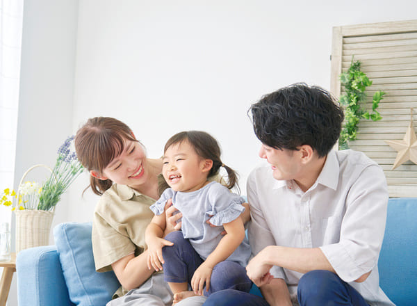 子育てと仕事を両立させたい！成功させる4つのコツと働きやすい職場環境とは