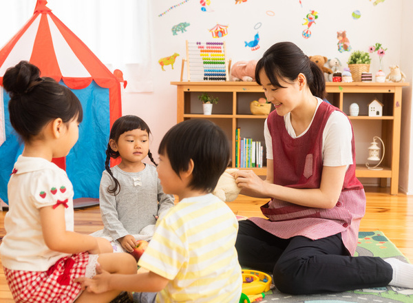 育休中も保育園に預けることはできる？継続利用の申請手続きや注意点を徹底解説